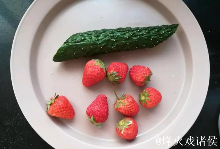 草莓香蕉菠萝秋葵黄瓜视频 草莓香蕉菠萝秋葵黄瓜视频